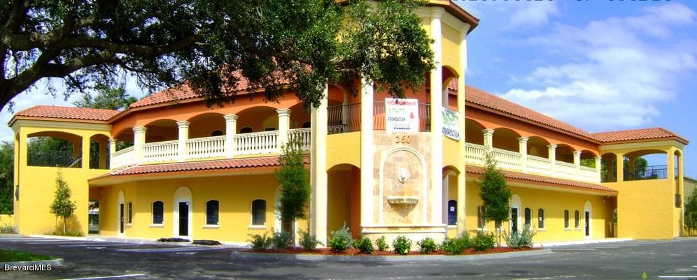 260 N Tropical, Merritt Island, FL 32953
