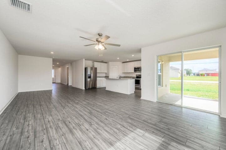 318 Hammonton Street SW, Palm Bay, FL 32908 — photo 10
