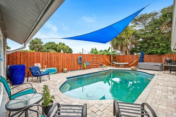 1557 Hillcrest Drive, Melbourne, FL 32935