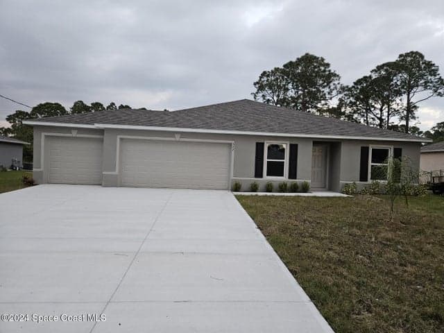 527 Poplar Street SE, Palm Bay, FL 32909
