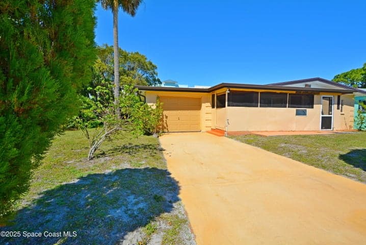 600 Burr Street, Melbourne, FL 32901 — photo 3