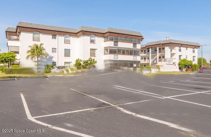 725 Port Malabar Boulevard NE 111, Palm Bay, FL 32905