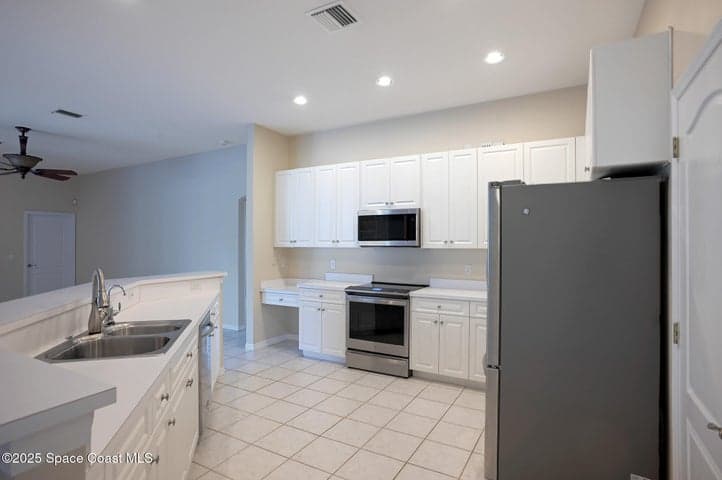 943 Carriage Hill Road, Melbourne, FL 32940 — photo 5