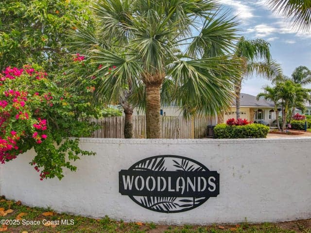 201 Woody Circle, Melbourne Beach, FL 32951 — photo 8