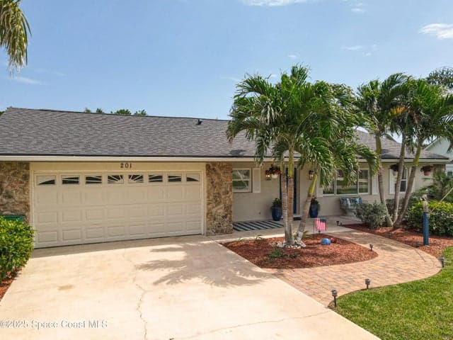 201 Woody Circle, Melbourne Beach, FL 32951 — photo 11