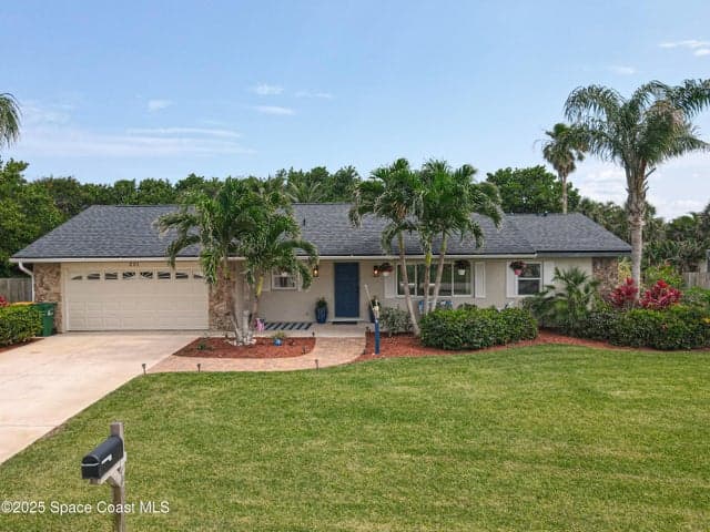 201 Woody Circle, Melbourne Beach, FL 32951 — photo 13