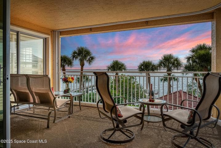 211 S 24th Street 202, Cocoa Beach, FL 32931
