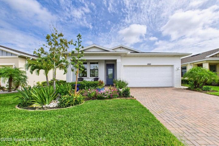 1563 Great Belt Circle, Melbourne, FL 32940