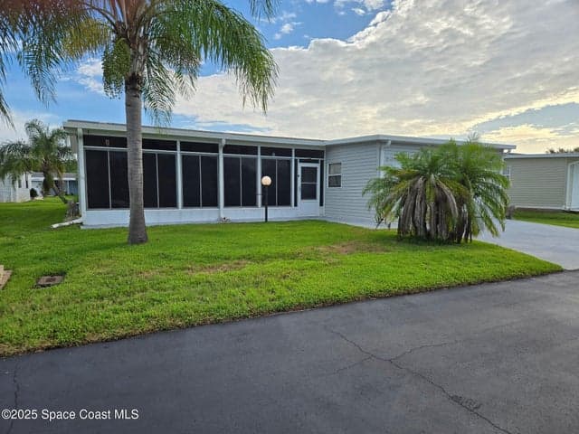 336 Horseshoe Bend Circle 197, Cocoa, FL 32926