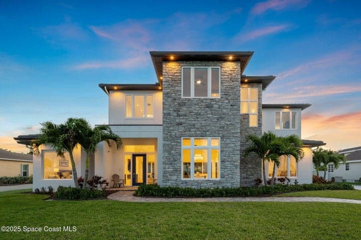 1949 Rockledge Drive, Rockledge, FL 32955