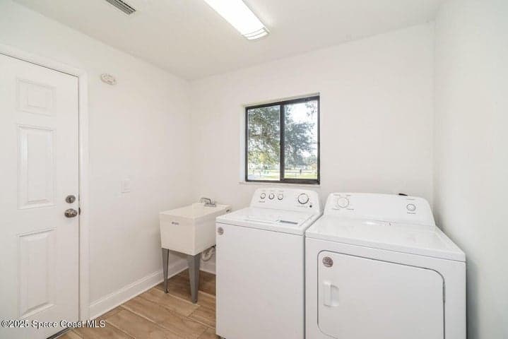 1198 Continental Avenue, Melbourne, FL 32940 — photo 8