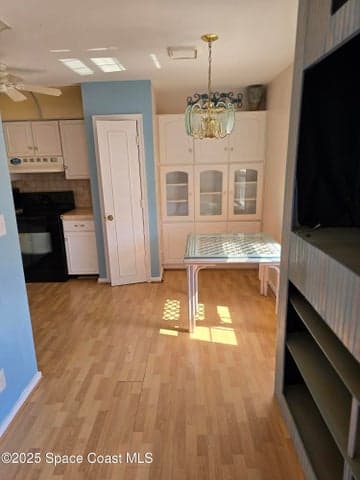 125 E Colonial Court #C, Indian Harbour Beach, FL 32937 — photo 3