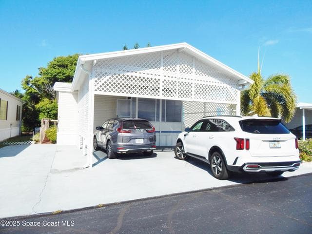 1493 Turkey Creek Drive NE, Palm Bay, FL 32905