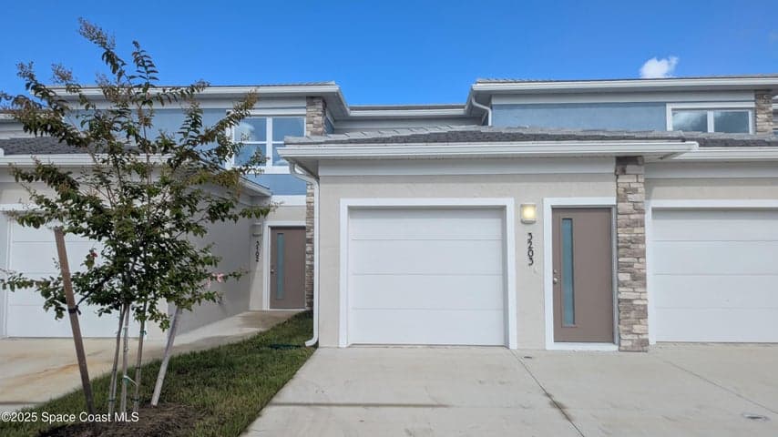 1605 Par Street NE 3203, Palm Bay, FL 32905