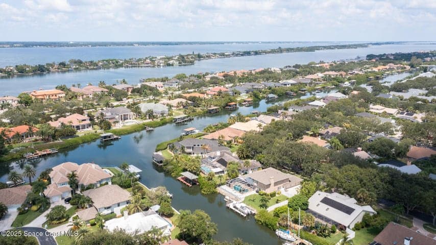 138 Windward Way, Indian Harbour Beach, FL 32937