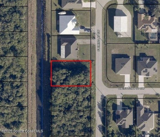 2398 Fleming Avenue SW, Palm Bay, FL 32908