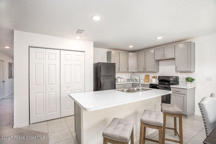 592 Plumbago Road NW, Palm Bay, FL 32907 — photo 5