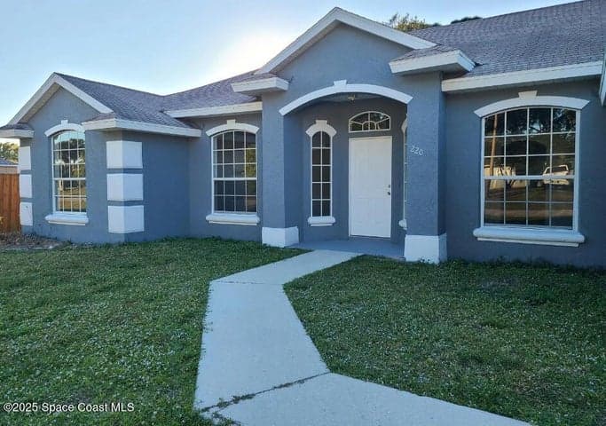 220 Medea Avenue NW, Palm Bay, FL 32907
