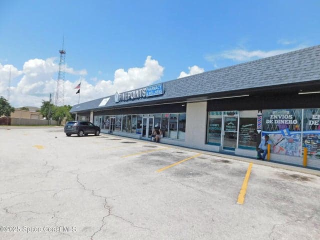 1102 Lake Drive, Cocoa, FL 32922