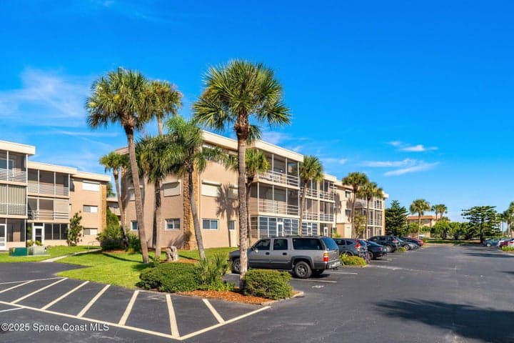 3150 N Harbor City Boulevard #136, Melbourne, FL 32935