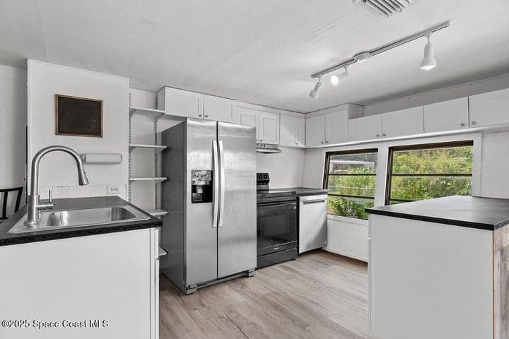 325 Marseilles Drive, Merritt Island, FL 32953 — photo 9