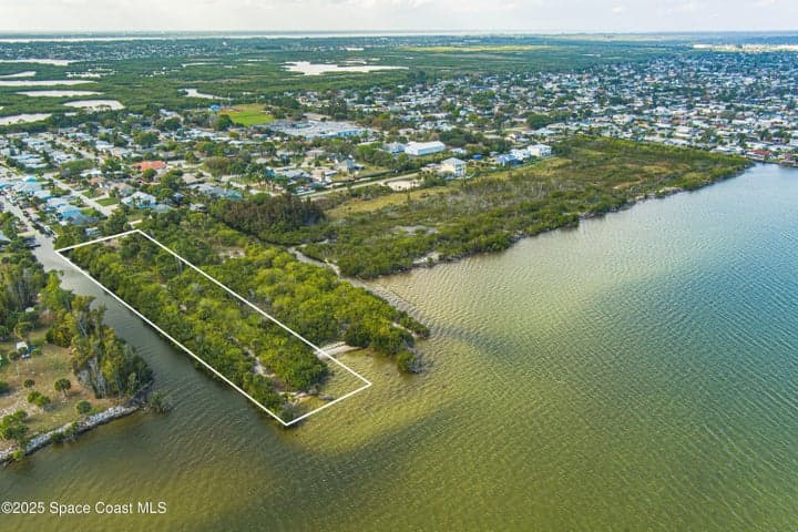 2437 Yount Drive, Merritt Island, FL 32952