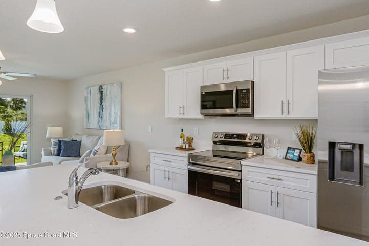 187 Hidden Woods Place, Melbourne, FL 32901 — photo 6