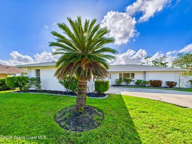 2280 NE Fallon Boulevard, Palm Bay, FL 32907