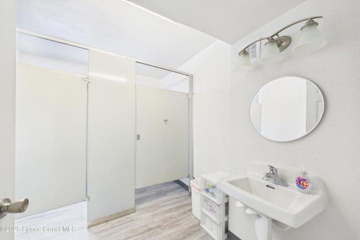 Photo 25
