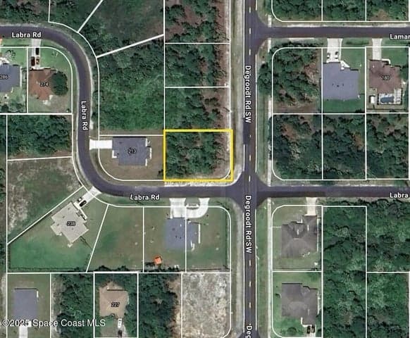 2798 Degroodt Road SW, Palm Bay, FL 32908