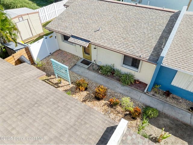 208 Cleveland Avenue, Cocoa Beach, FL 32931