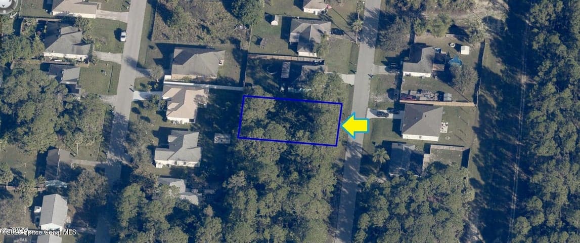 558 Wildwood Avenue SW, Palm Bay, FL 32908