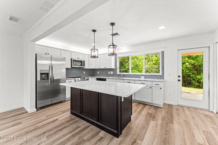 332 Nikomas Way, Melbourne Beach, FL 32951 — photo 8
