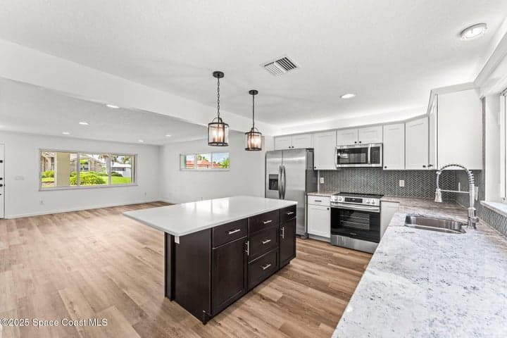 332 Nikomas Way, Melbourne Beach, FL 32951 — photo 10