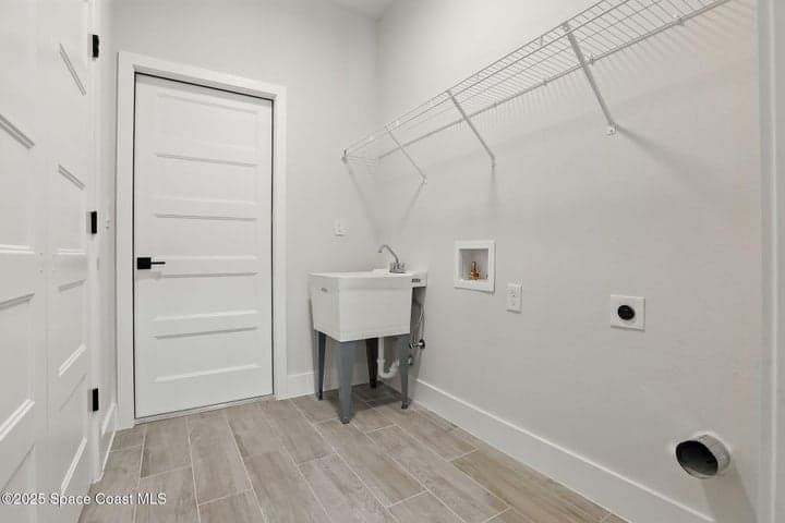 Photo 24