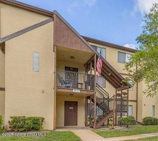 7801 Maplewood Drive 916, Melbourne, FL 32904