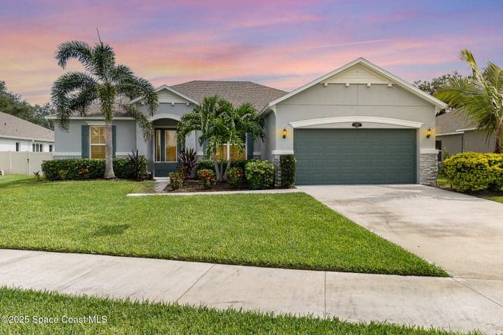 1982 Killian Drive NE, Palm Bay, FL 32905
