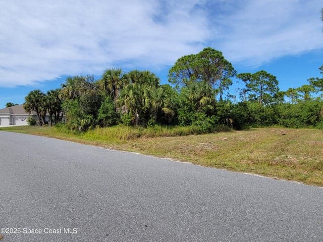 121 Halloran Street SE, Palm Bay, FL 32909 — photo 5