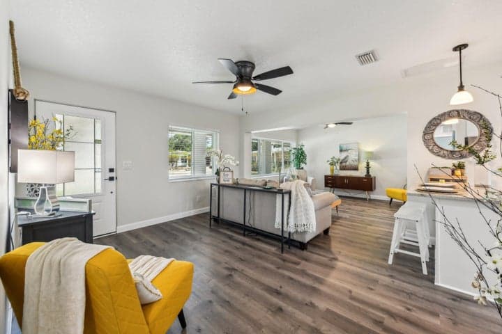581 Hillside Court, Melbourne, FL 32935 — photo 8