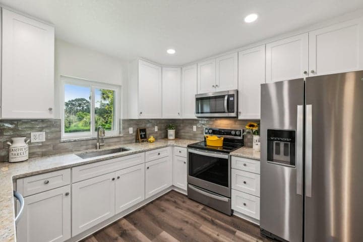 581 Hillside Court, Melbourne, FL 32935 — photo 17