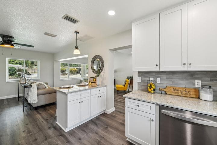 581 Hillside Court, Melbourne, FL 32935 — photo 19