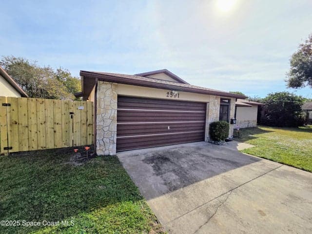 2591 Fulton Court, Melbourne, FL 32935 — photo 3