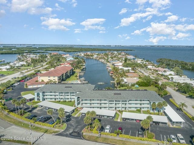 2001 S Banana River Boulevard #319, Cocoa Beach, FL 32931