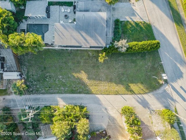 609 Madison Avenue, Cape Canaveral, FL 32920 — photo 4