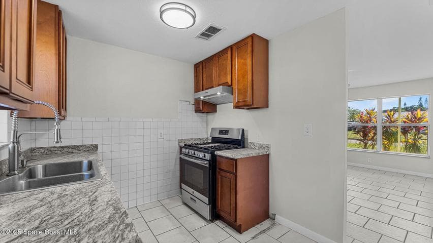 2448 Delaware Drive, Melbourne, FL 32935 — photo 9