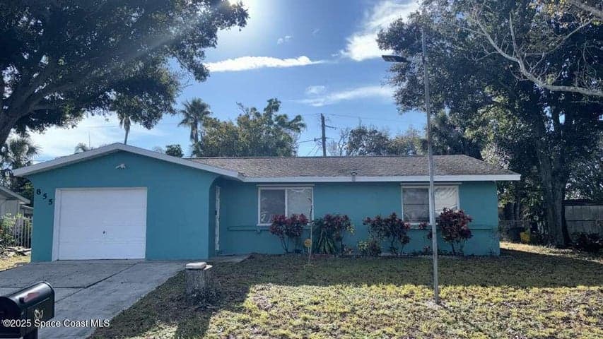 855 NE Angle Street NE, Palm Bay, FL 32905