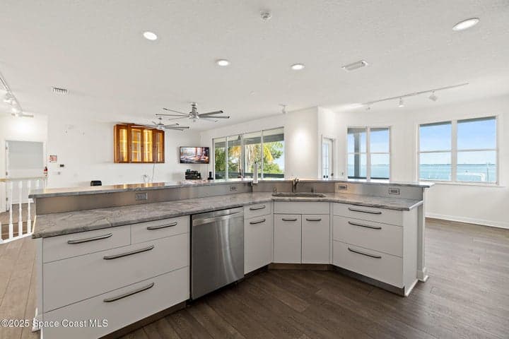 954 S Banana River Drive, Merritt Island, FL 32952 — photo 5