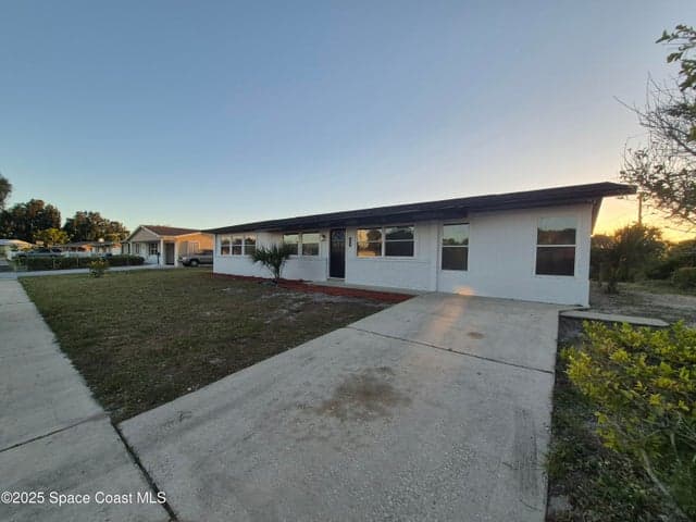 980 Bacon Circle NE, Palm Bay, FL 32905 — photo 4