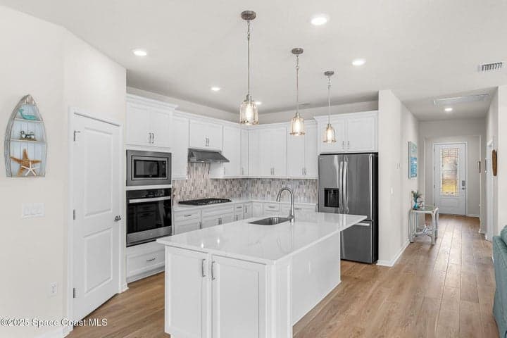 8870 Shoreline Avenue, Melbourne, FL 32940 — photo 3