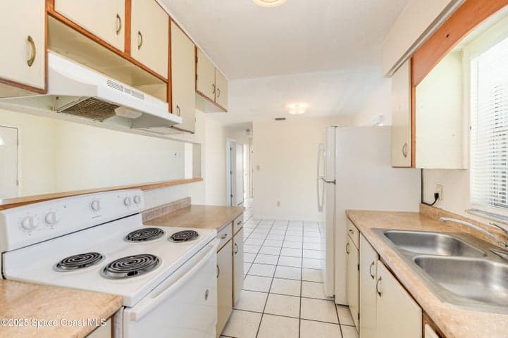 557 Cox Street, Cocoa, FL 32926 — photo 6